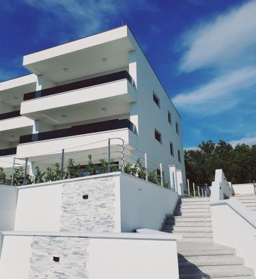 Malinska-Dubasnica Apartment | Sunset & Seaview Premium Apartment