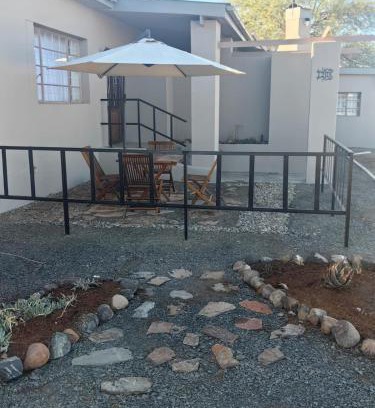 Hantam House | SUNSET Self-Catering Eco Guesthouse