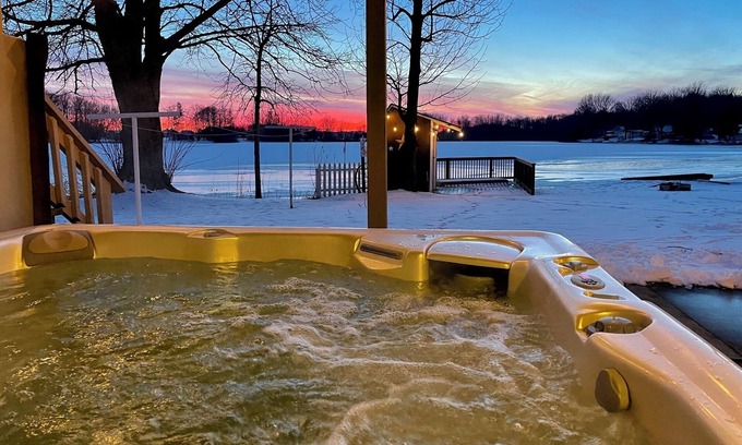 Clare Cabin | Sunset Shores Lake House: Autumn Adventures at Sunset Shores – Fishing, Hiking & Scenic Views