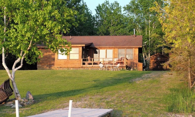 Drummond House | Sunset Shores on Drummond Island