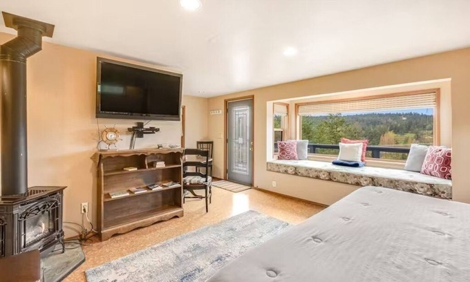 Deer Harbor Apartment | Sunset Suite in Deer Harbor