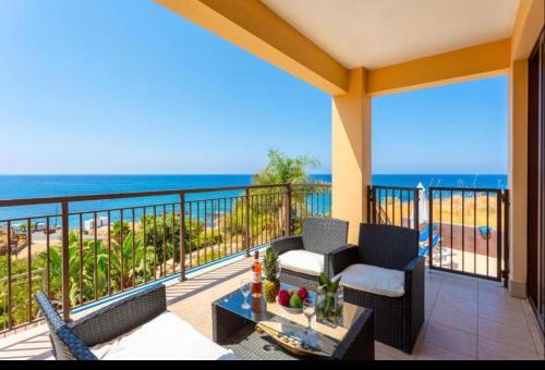 Pomos Villa | Sunset View Mermaid Villa