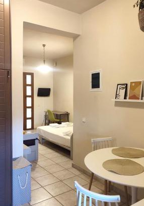 Daratsos Apartment | Sunset View Studio