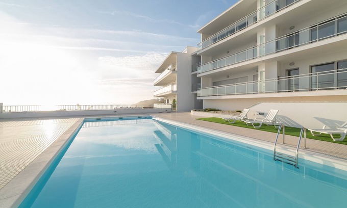Nazare Apartment | Sunset Views - T2 Holiday Apartment with sea views By SCH