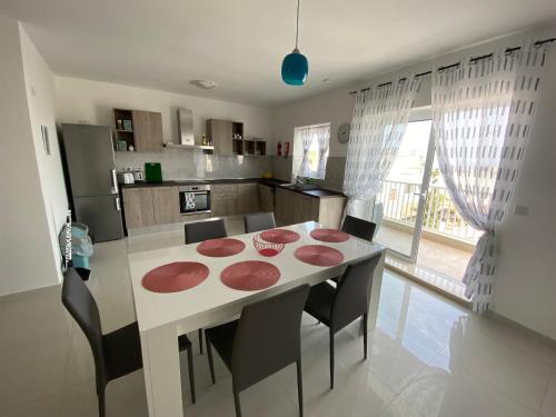 Mellieha Apartment | Sunshine Apartments Mellieha - modern three bedroom apartment - Apt No 3