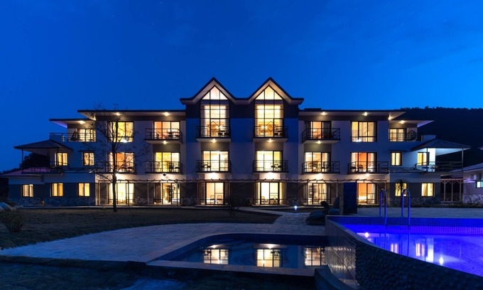 Pokhara Resort | Sunshine Resort Pokhara - Your Private Paradise