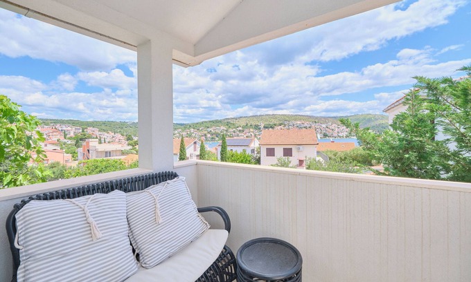 Businci Apartment | Sunshine Suite #2 by Litto