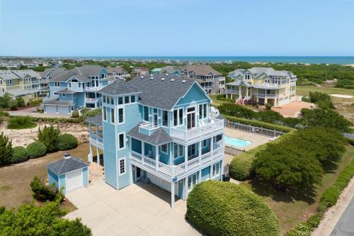 Corolla House | Sunshine & Water Views - Best in the Outer Banks!