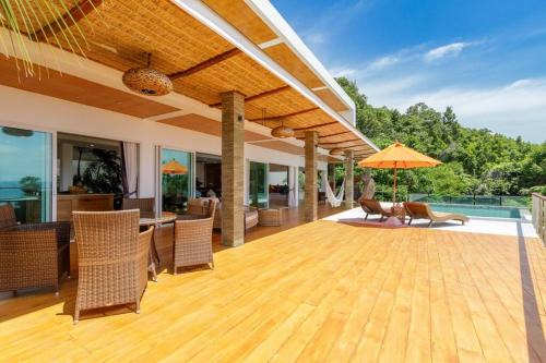 Haad Tian Villa | SunTien a spectacular 4br beach front pool villa