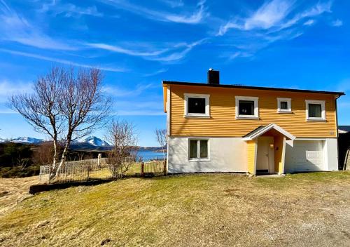 Vestvagøy House | Sunyard House Lofoten