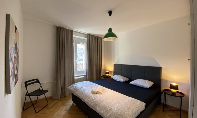 Escher Wyss Apartment | SUP STADIUM SIDE ROOM 1