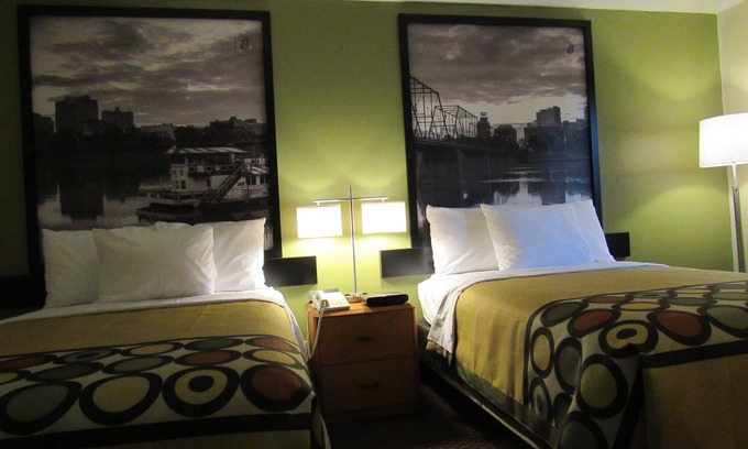 New Cumberland Hotel | Super 8 by Wyndham New Cumberland