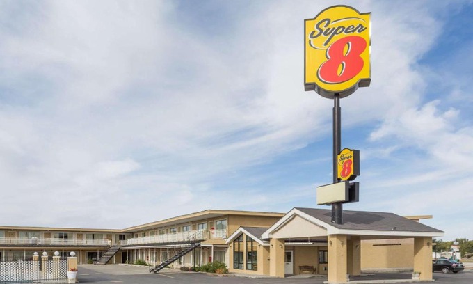 Wells Hotel | Super 8 by Wyndham Wells