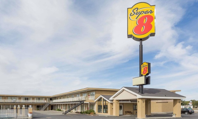 Wells Hotel | Super 8 by Wyndham Wells