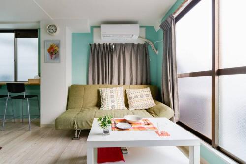 Sennichimae Apartment | Super close to Dotonbori! Great location room#601