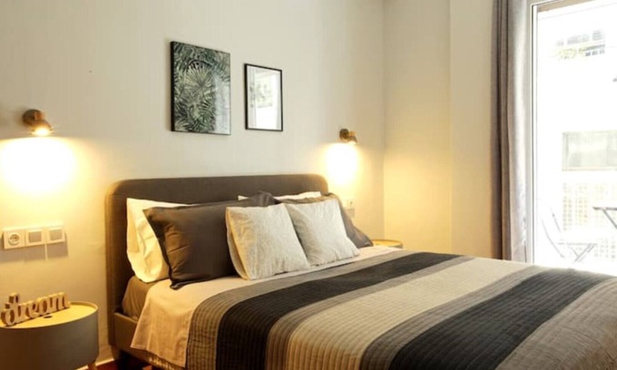 Neapoli Apartment | Super Comfy Modern Flat in Kolonaki area