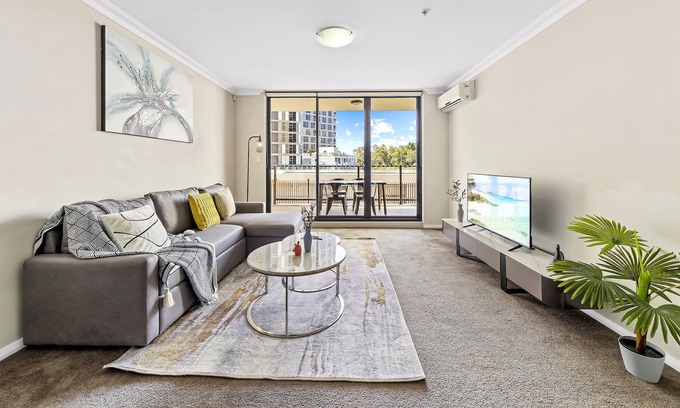 Parramatta Apartment | Super convenience 2B2B APT