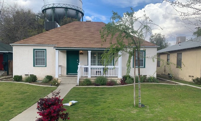 Riviera - Westchester House | Super cool downtown home. Best location in Bakersfield