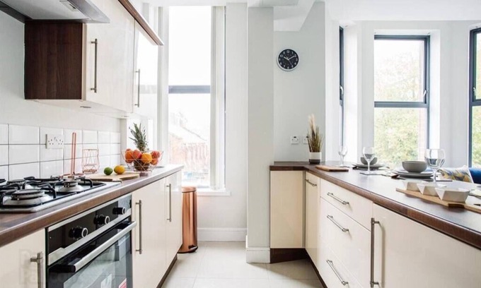 Belfast City Centre Apartment | Super cute rooftop Apartment. Beautiful city views