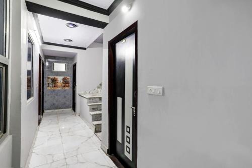 Kishangarh Hotel | Super Hotel O Raj Mahal