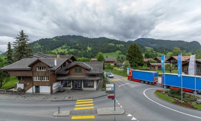 Saanen Ski Chalet | Super Luxurious Duplex Penthouse in Gstaad Center