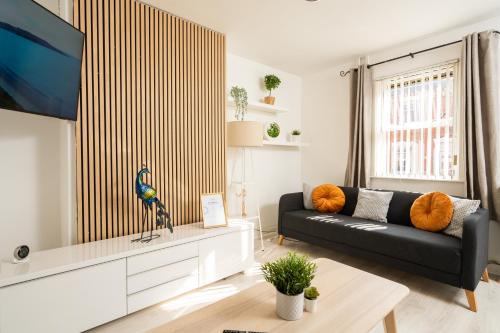 Belfast House | Super Modern 2BD Central Home