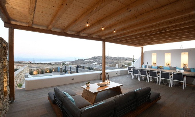 Plintri Villa | Super ParadiseVillas' Complex, Free Daily Maid Service, close to beach