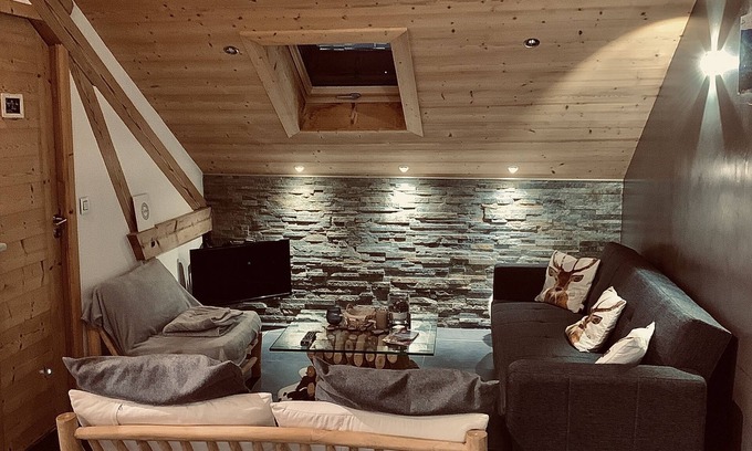 Sallanches Apartment | Super T4 facing the Mont-Blanc massif