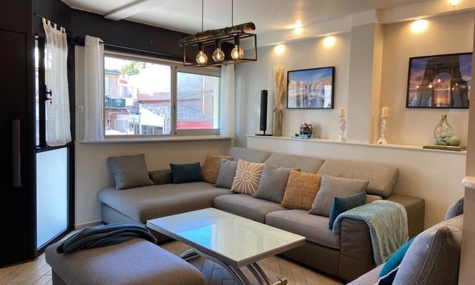 Saint-Lambert Apartment | Superb 10-person apartment in Vallon Des Auffes.