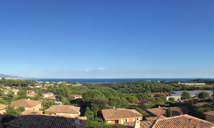 Biot Apartment | Superb 3 rooms, loggia with sea view