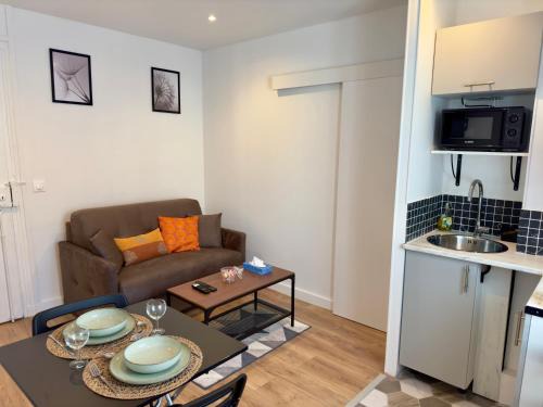 Gare House | Superb and Elegant Apartment in Paris' Heart