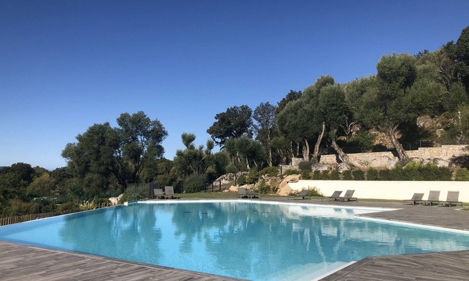 Porto-Vecchio Apartment | Superb apartment terrace & private garden in protected area with swimming pool & 2 tennis courts