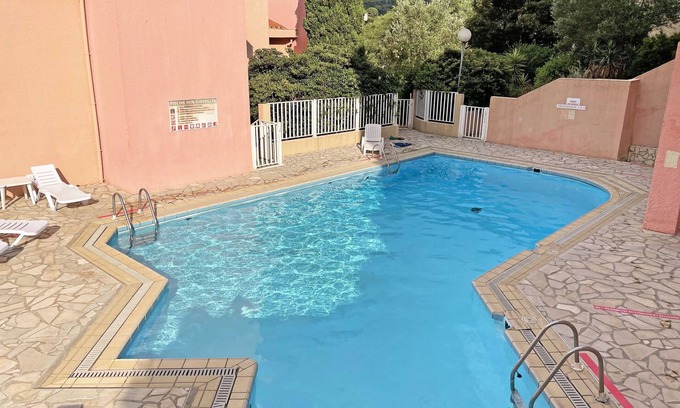 Collioure Apartment | Superb apartment in Collioure, terrace, pool and tranquillity