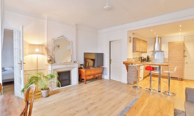 Hyeres City Centre Apartment | Superb apartment in the historic center of Hyères Les Palmiers.