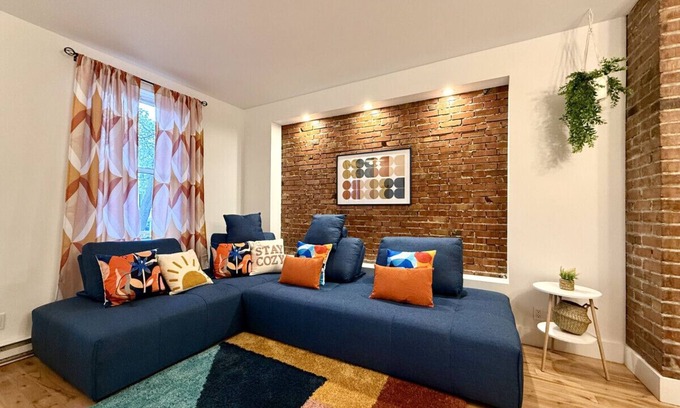 Vieux-Limoilou Apartment | Superb Apartment on 3rd Avenue in Limoilou