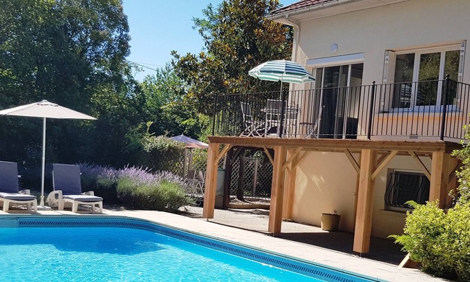 Cancon Villa | Superb contemporary 2 bedroom villa with private pool and huge gardens.