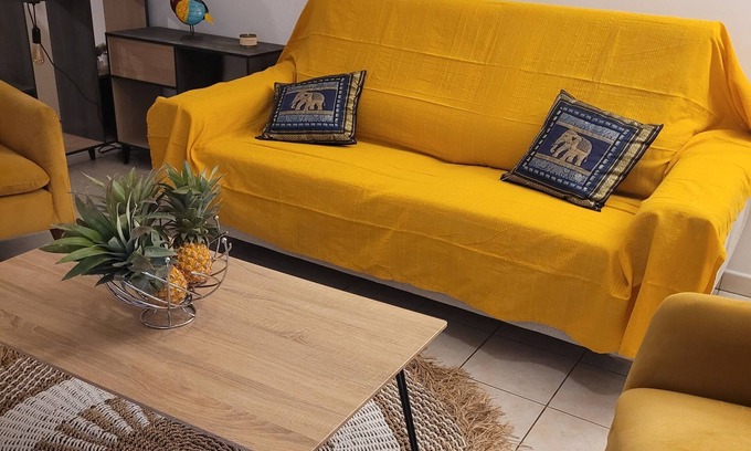 Saint-Pierre De La Reunion Apartment | Superb F3, Indian Ocean view, quiet, secure residence, 2 free parking spaces