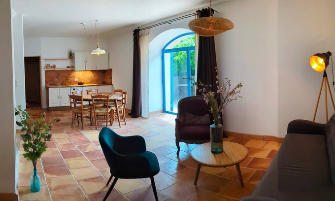 Mollans-sur-Ouveze House | Superb home. Spa and river. Baronnies