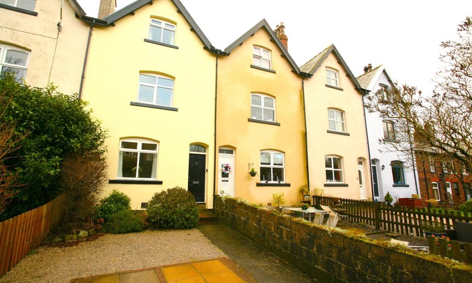 Skipton House | Superb Lancashire & Yorkshire Terrace house sleeps 2 - 9