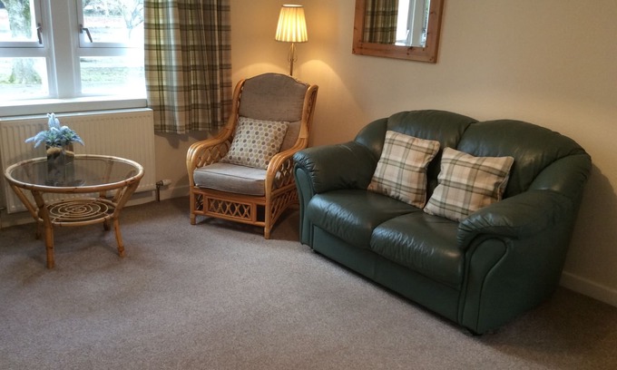 Inverness House | Superb Location, Near Town Centre With The Lovely Ness Islands On the Doorstep.