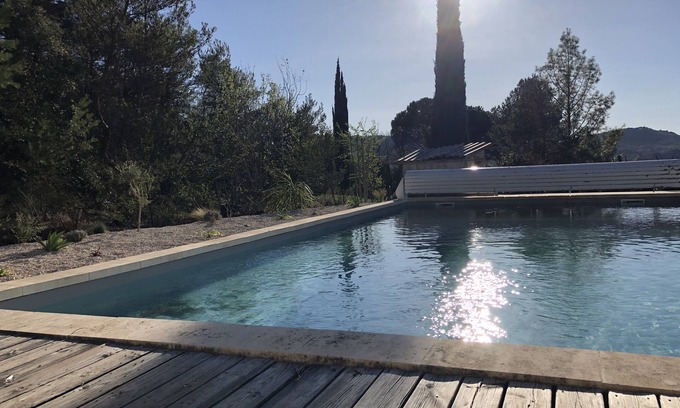 Blauvac Villa | Superb Provencal villa with stunning views of Mont Ventoux 4 bedrooms
