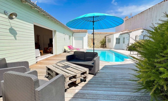 Sainte-Marie-de-Re House | Superb single storey villa with swimming pool