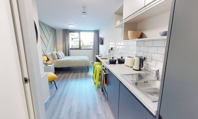 Middlesbrough Apartment | Superb Studio Apartment - 002