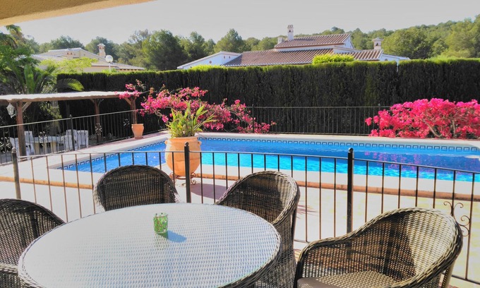 Media Luna Villa | Superb Villa private pool and garden on La Cala in Javea, WiFi, Sun all day UKTV