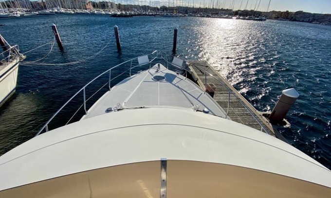 Cap d'Agde Boat Rental | SUPERBE BATEAU DE 3 CHAMBRES