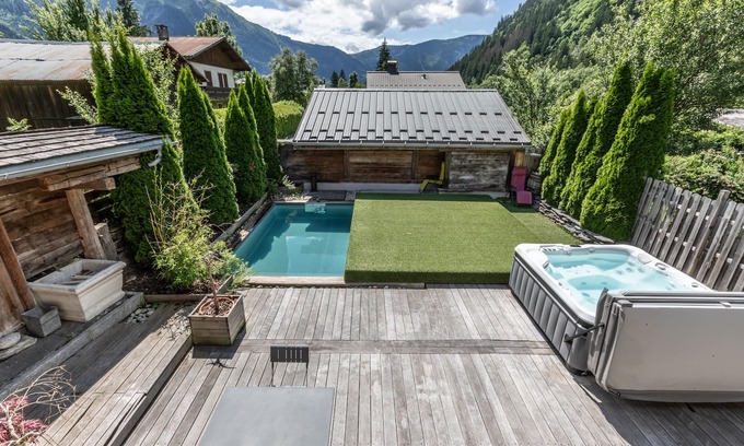 Les Bossons Ski Chalet | Superbe Chalet Familial Avec Piscine, Jacuzzi et Sauna
