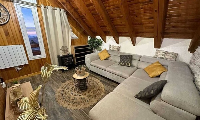 Guzet Neige Apartment | Superbe Loft Cocooning en Montagne Avec Balcon
