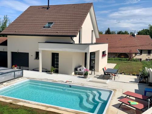 Meroux Villa | Superbe villa avec piscine proche de belfort