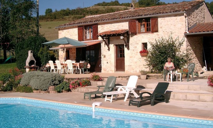 Cordes-sur-Ciel Other | Superbly Renovated Stone Farmhouse in 2¼ Acres with Private Pool, Free Wifi