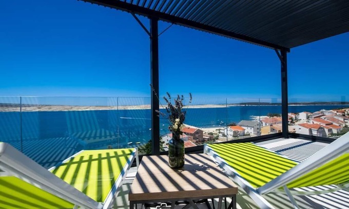 Vidalici Apartment | Superior 4* Suite with Private Jacuzzi & Sea View